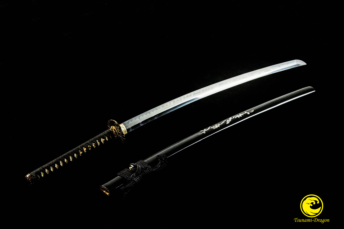 Japanese Katana Sword Clay Tempered Kobuse Folded Steel Razor Sharp Full Tang Blade