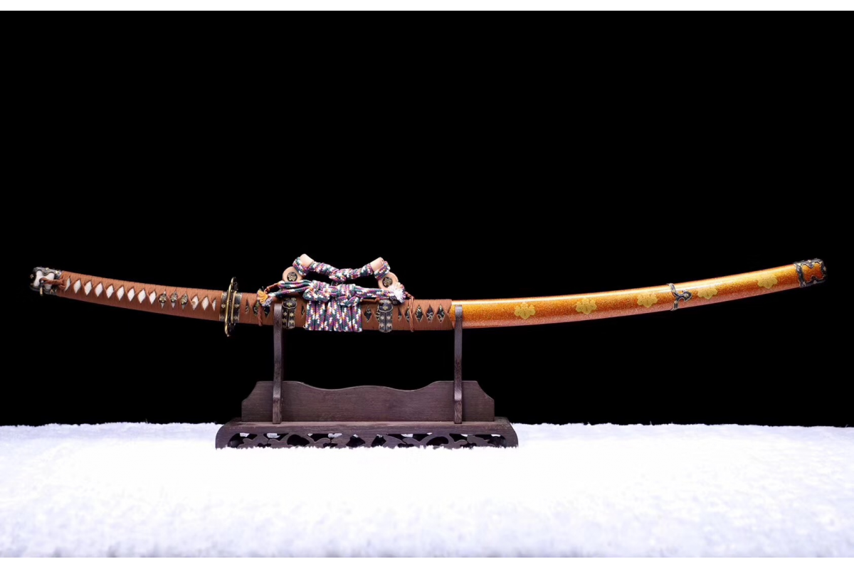 Clay Tempered Japanese Tachi Sword 1095 High Carbon Steel Folded Razor Sharp Battle Ready Full Tang Clay Tempered Japanese Tachi Sword 1095 High Carbon Steel Folded Razor Sharp Battle Ready Full Tang